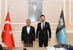 Ahmet Nur Çebi'den Rıza Akpolat'a ziyaret
