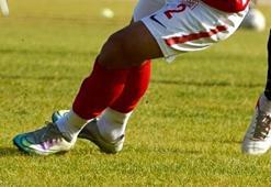 Karşıyaka-Bergama Belediyespor maçında saha karıştı