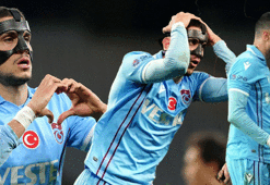 Yıldız oyuncuya kırmızı kart! Trabzonspor, Karagümrük karşısında 10 kişi...