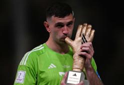 Arjantin'in olay adamı Emiliano Martinez'in başı dertte