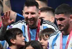 2018'den 2022'ye! Lionel Messi'nin kırmızı kurdelesi
