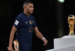 Arjantin-Fransa maçı finalinde Kylian Mbappe yıkıldı