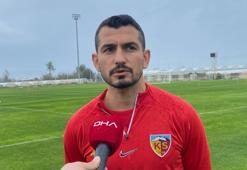 Emrah Başsan: Hocamız adı gibi çağdaş bir futbol oynatıyor