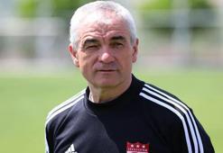 Rıza Çalımbay: Kalan 4 maç bizim için transferden önemli