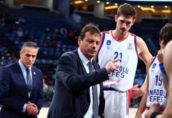 Ataman: "Kazanma mantalitesinde olmayanlar Anadolu Efes formasını giyemeyecek"