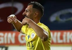 Menemen FK'de 3 oyuncu kadro dışı