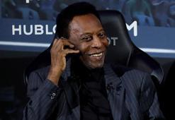 Pele'den kötü haber! Hastaneye kaldırıldı