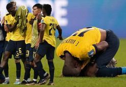 Dünya Kupası'na veda eden Enner Valencia'lı Ekvador'da büyük üzüntü!