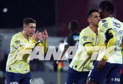 Ümraniyespor maçında Fenerbahçeli oyuncular arasında gerginlik!