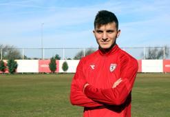 Yunus Emre Çift'in hedefi Premier Lig'de top koşturmak