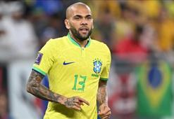 Dani Alves'e cezaevinde büyük ilgi