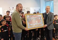 Galatasaray Nusaybin Spor Okulları öğrencilerinden Adnan Polat'a ziyaret