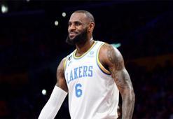 Lakers evinde Warriors’u mağlup etti