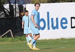 Altay'da genç futbolcular mercek altında