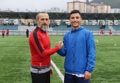 Hayali gerçek oldu, oğlu ile rakip oldu! Maç 5-0 bitti