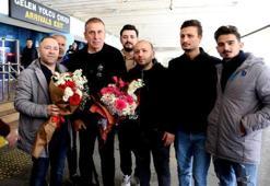 Abdullah Avcı'ya Trabzon'da çiçekli karşılama