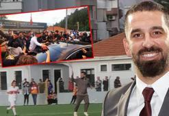 Arda Turan depremzede çocuklar için Marmaris’te sahaya çıktı