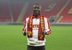 Göztepe'de Michee Ngalina parlıyor