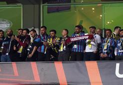Elif'i enkazdan kurtaran ekip Fenerbahçe-Sevilla maçında