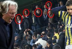 Fenerbahçe tribünlerinden Ali Koç'a şok tepki! İstifa...