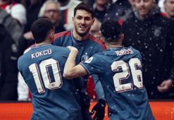 Orkun Kökçü'lü Feyenoord şampiyonluğa koşuyor! Ajax'ı 18 yıl sonra devirdiler!