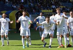 Menemen Futbol Külübü 4-0 Isparta 32 Spor