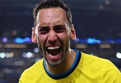Hakan Çalhanoğlu imzayı atıyor! İtalyanlar duyurdu
