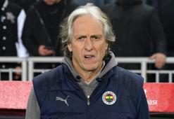 Fenerbahçe Teknik Direktörü Jorge Jesus: Ligde her şey ortada! Taraftar destek olsun, bölünmeyelim!