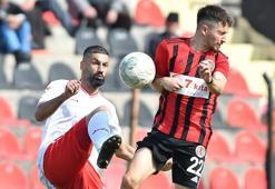 Turgutluspor-Kınay Bulvarspor maç sonucu: 1-1