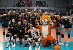 Eczacıbaşı Dynavit'ten 23'te 23!