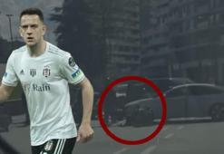 Beşiktaşlı futbolcu Amir Hadziahmetovic kaza yaptı