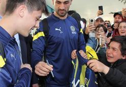 Fenerbahçe kafilesi Sivas'ta! Gözyaşlarına hakim olamadı