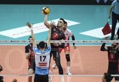 Halkbank, Ziraat Bankkart'ı 3-1'le geçti