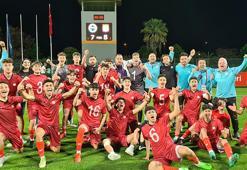 Sivasspor, U17 Elit A Ligi'ni şampiyon olarak tamamladı