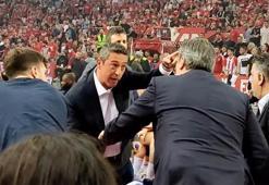 Olympiakos - Fenerbahçe maçında gergin anlar! Ali Koç'tan sert tepki