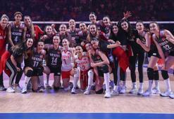 Türkiye - Sırbistan maç sonucu: 3-1 | Filenin Sultanları'ndan 2'de 2!