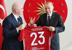 Cumhurbaşkanı Recep Tayyip Erdoğan, FIFA Başkanı Gianni Infantino ile görüştü