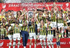 Fenerbahçe, Türkiye Kupası'nı 5 yıldızlı formasıyla aldı!