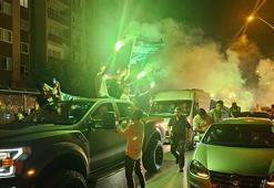 Adana Demirspor taraftarları, Avrupa'ya gidişi coşkuyla kutladı