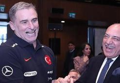 Mehmet Büyükekşi'den son dakika Stefan Kuntz açıklaması!