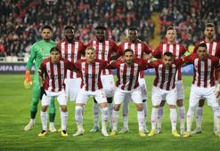 Sivasspor Barcelona'yı geçti!