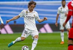 Real Madrid, Luka Modric'in sözleşmesini uzattı