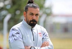Servet Çetin: Çok adil olacağım, formayı hak eden alacak