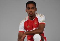 Arsenal, Jurrien Timber transferini bitirdi
