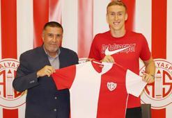 Antalyaspor, Adam Buksa'yı kadrosuna kattı
