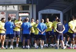 Fenerbahçe'de, Zimbru maçı öncesi kadro değişti! Maça saatler kala...