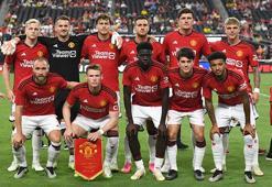 Manchester United'a 900 milyon sterlin gelir