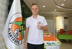 Alanyaspor, Florent Hadergjonaj'ı kadrosuna kattı