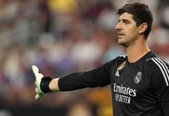 Real Madrid, Courtois'nın sakatlığı sonrası kaleci transferini bitirdi! Anlaşma sağlandı...
