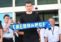 Dominik Livakovic, İstanbul'a geldi